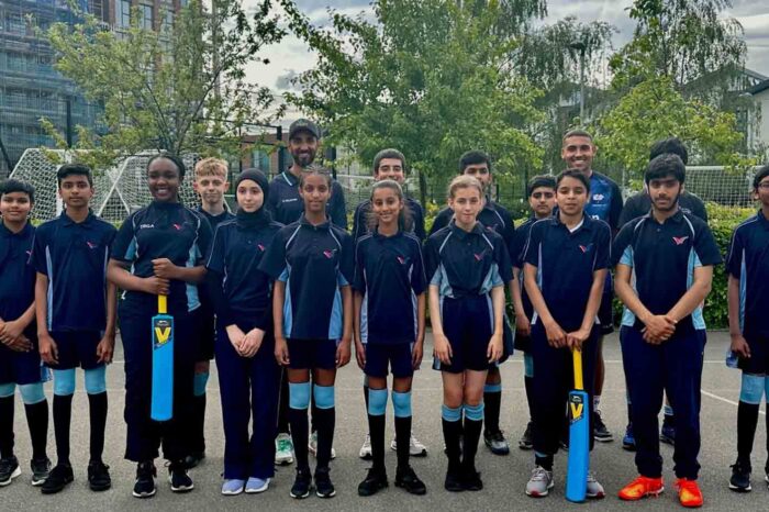 Yorkshire CCC cricketers surprise pupils during a visit to Leeds school