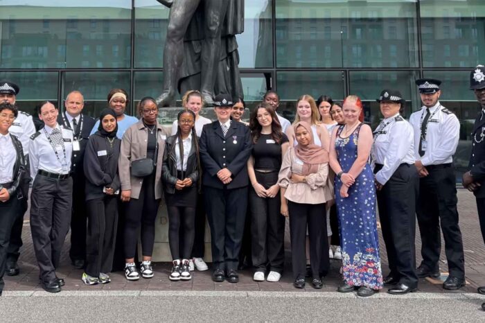Young women encouraged to join the Met under a programme launched by female officers